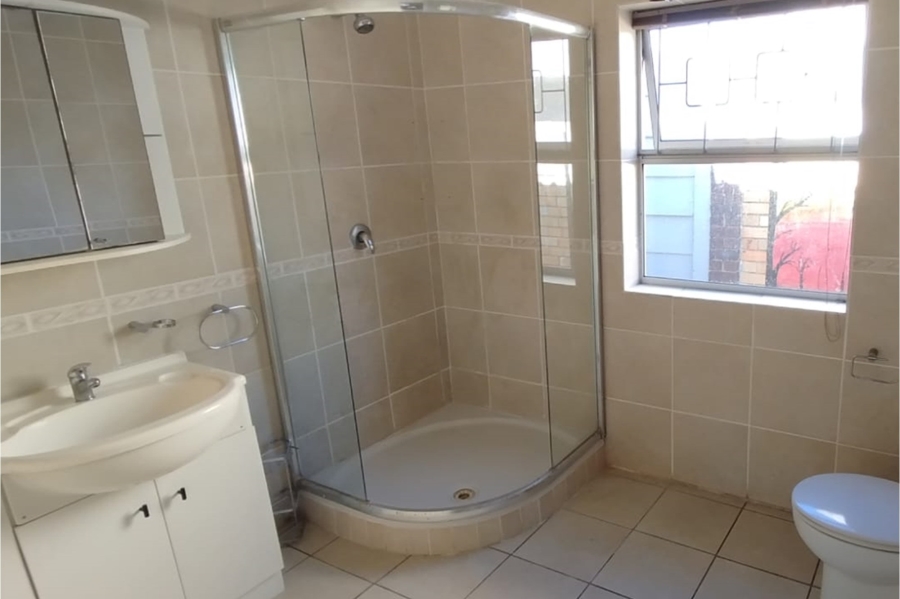 5 Bedroom Property for Sale in Fernglen Eastern Cape